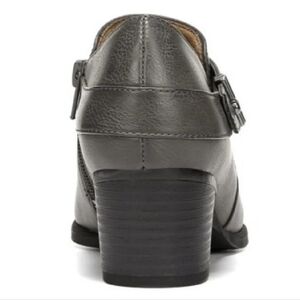 Women's Black Leather Shoes